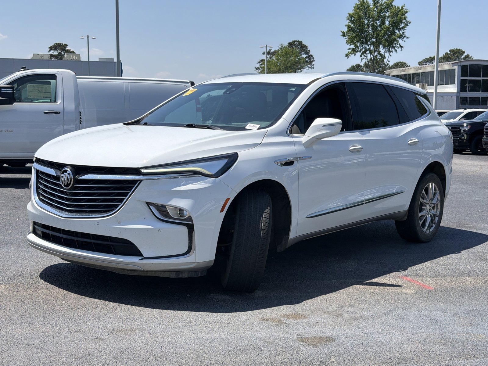 Used 2022 Buick Enclave Premium FWD image 7