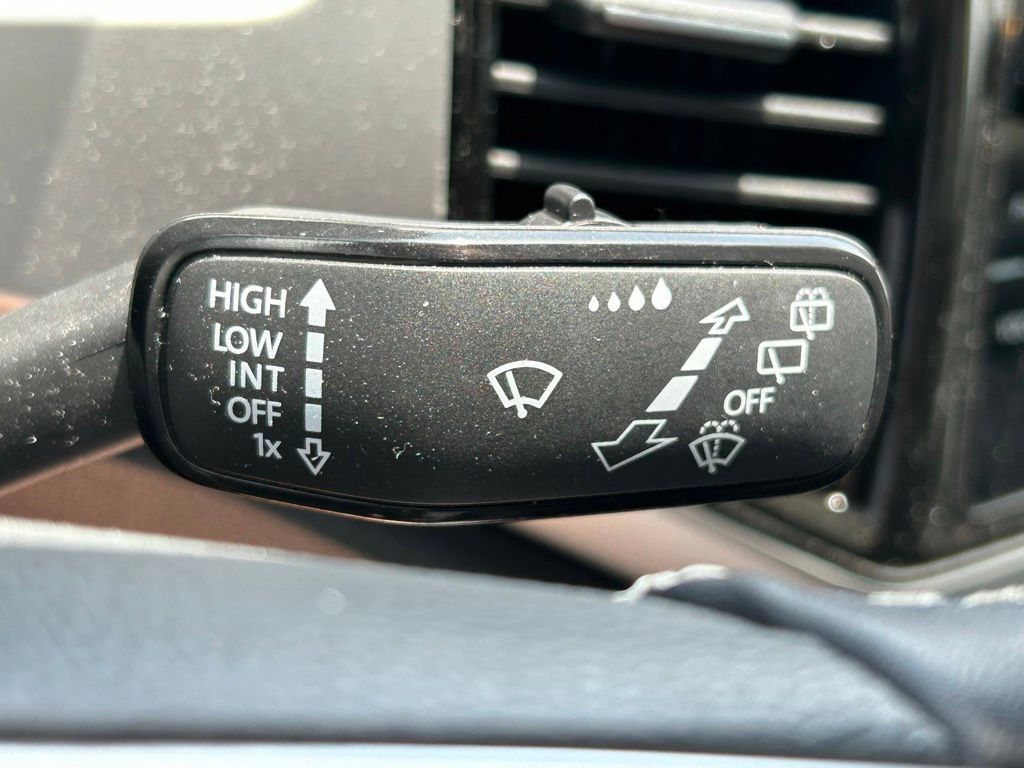Certified 2023 Volkswagen Atlas SE FWD image 27