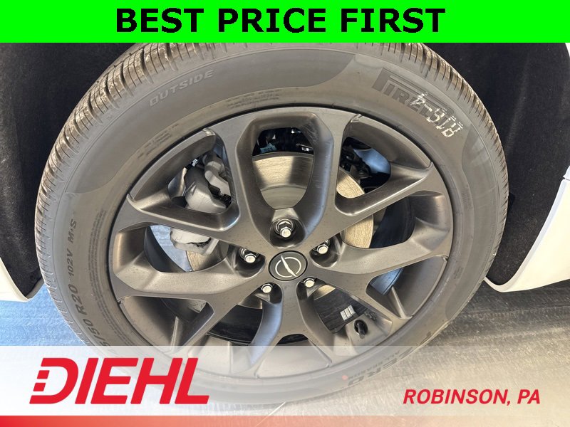 New 2026 Chrysler Pacifica Limited w/ S Appearance Package image 8