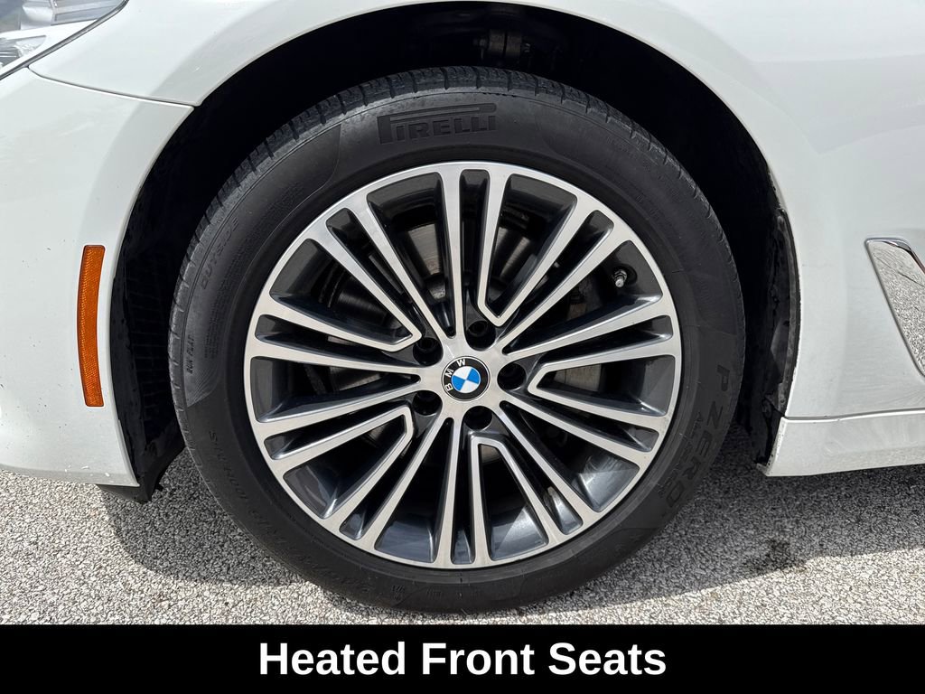 Used 2018 BMW 530i xDrive AWD/4WD image 11