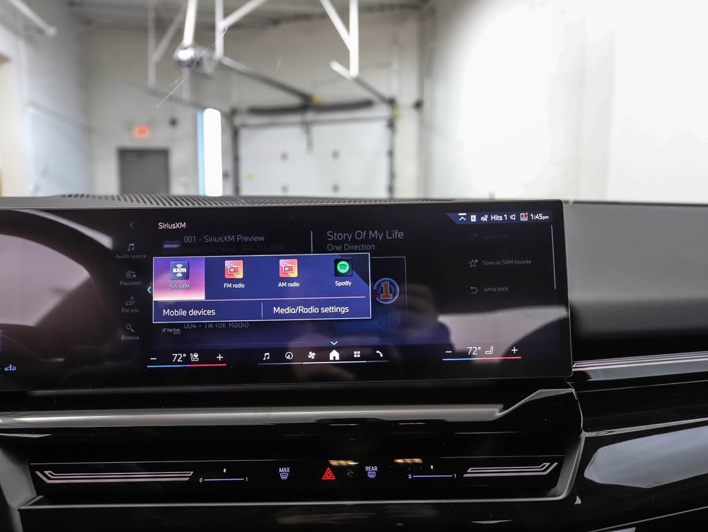 New 2026 BMW 530i xDrive w/ M Sport Package image 16