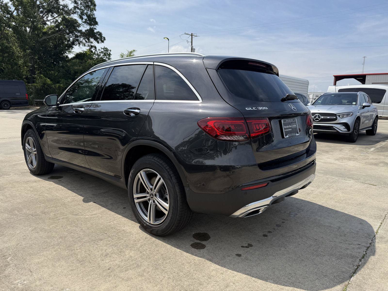 Certified 2021 Mercedes-Benz GLC 300 4MATIC w/ Premium Package image 20