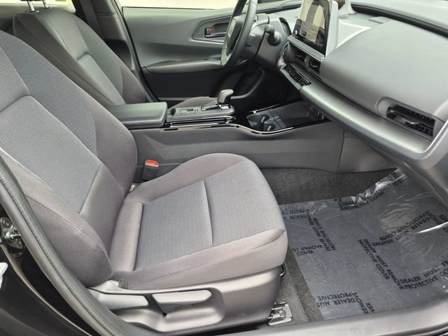 Certified 2025 Toyota Prius LE AWD/4WD image 28