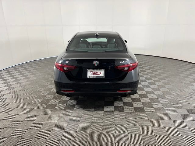 Used 2022 Alfa Romeo Giulia Ti w/ Active Assist Plus Package AWD/4WD image 6
