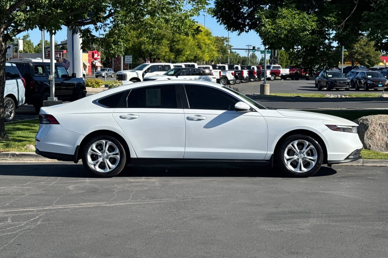Used 2023 Honda Accord LX image 8