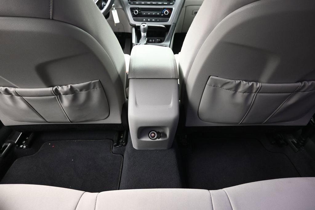Used 2017 Hyundai Sonata SE FWD image 25