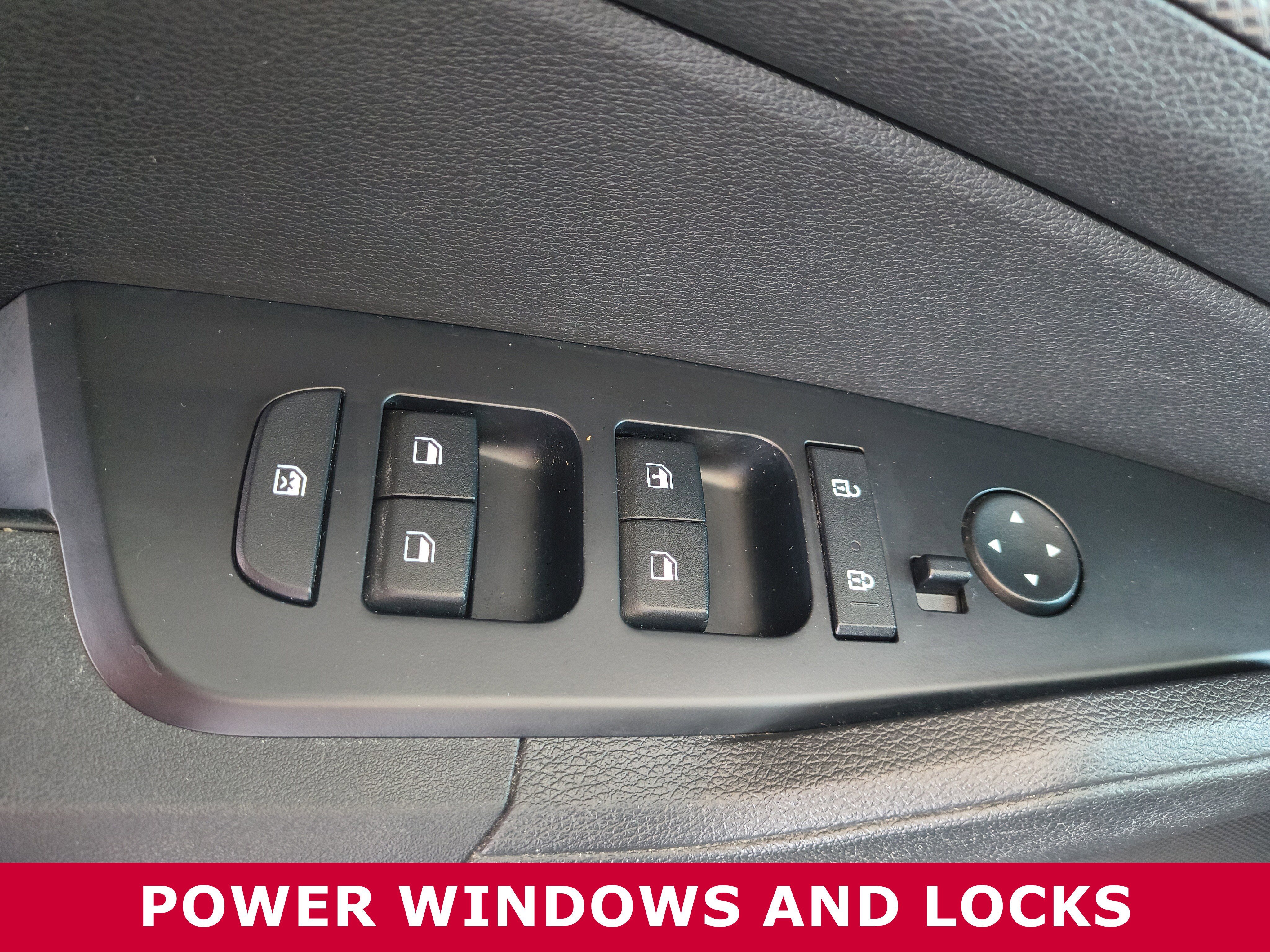 Used 2023 Kia Sportage LX image 13