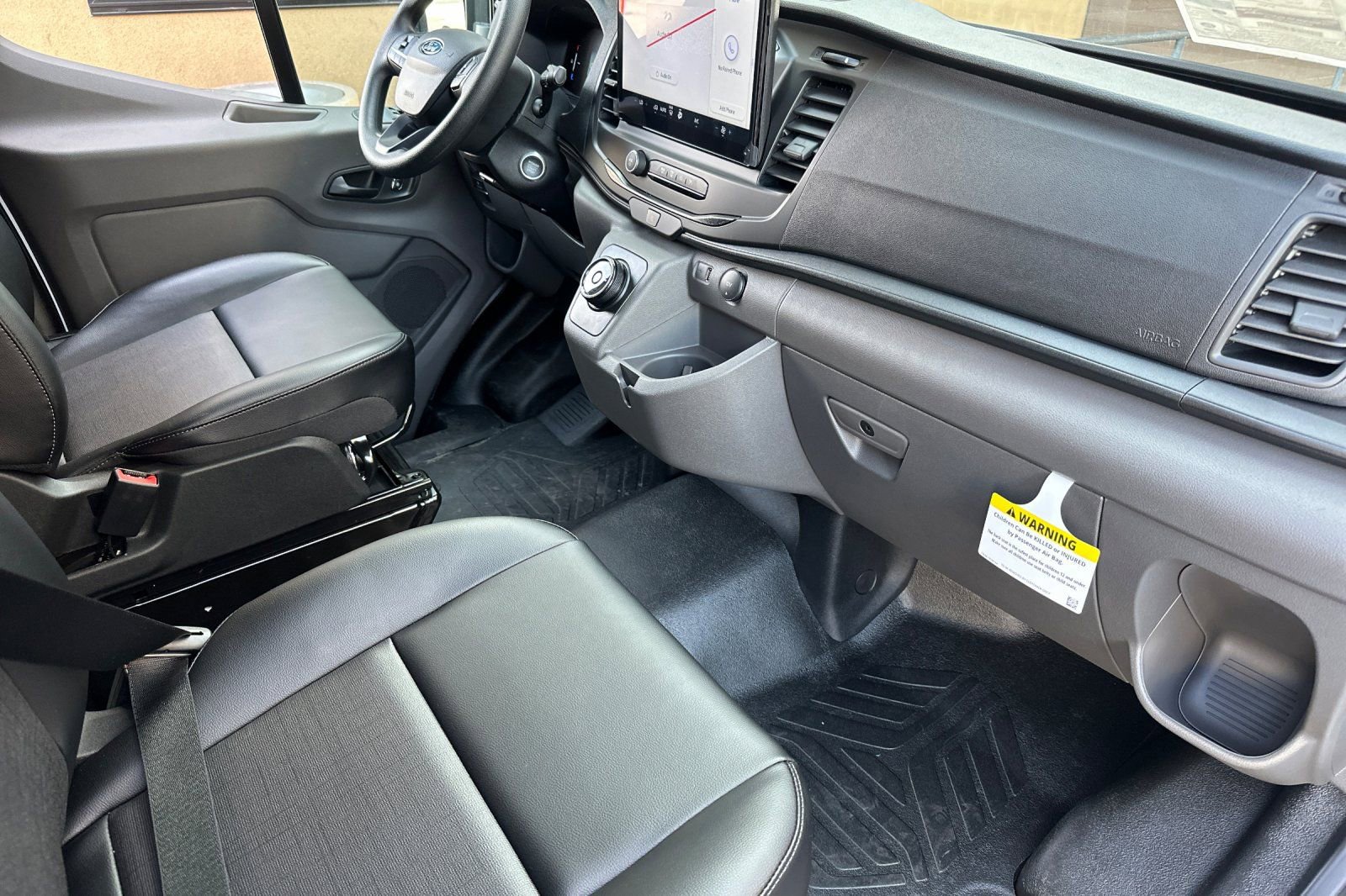 New 2026 Ford E-Transit 148 High Roof Extended RWD image 12