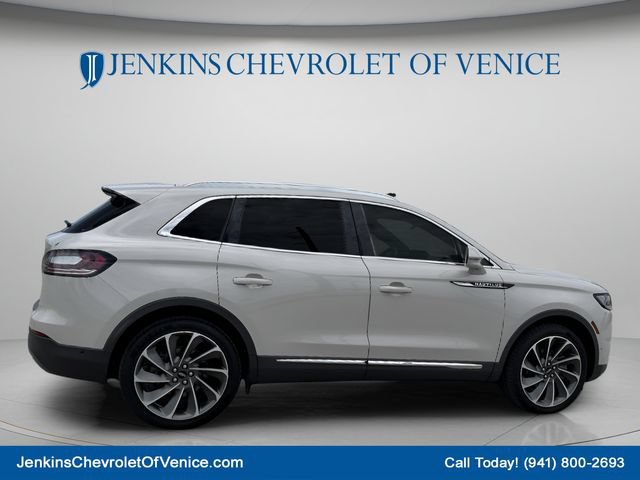 Used 2023 Lincoln Nautilus Reserve w/ Equipment Group 202A AWD/4WD image 4