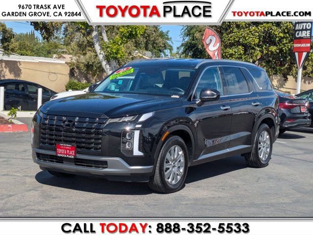 Used 2025 Hyundai Palisade SEL image 1