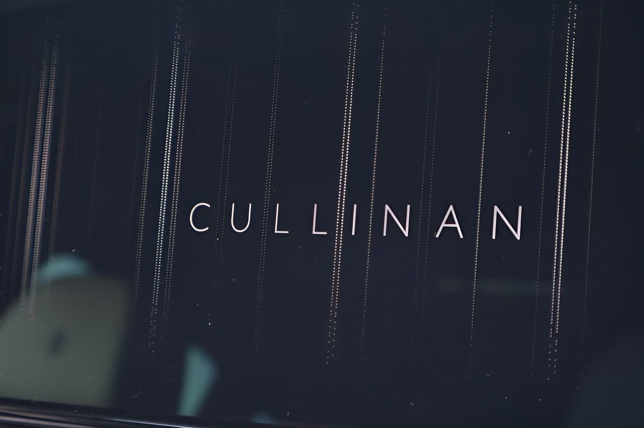 New 2026 Rolls-Royce Cullinan AWD/4WD image 28