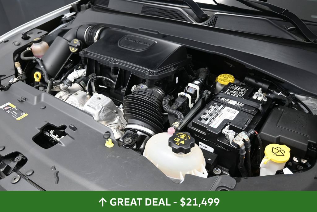 Used 2025 Jeep Compass Trailhawk AWD/4WD image 14