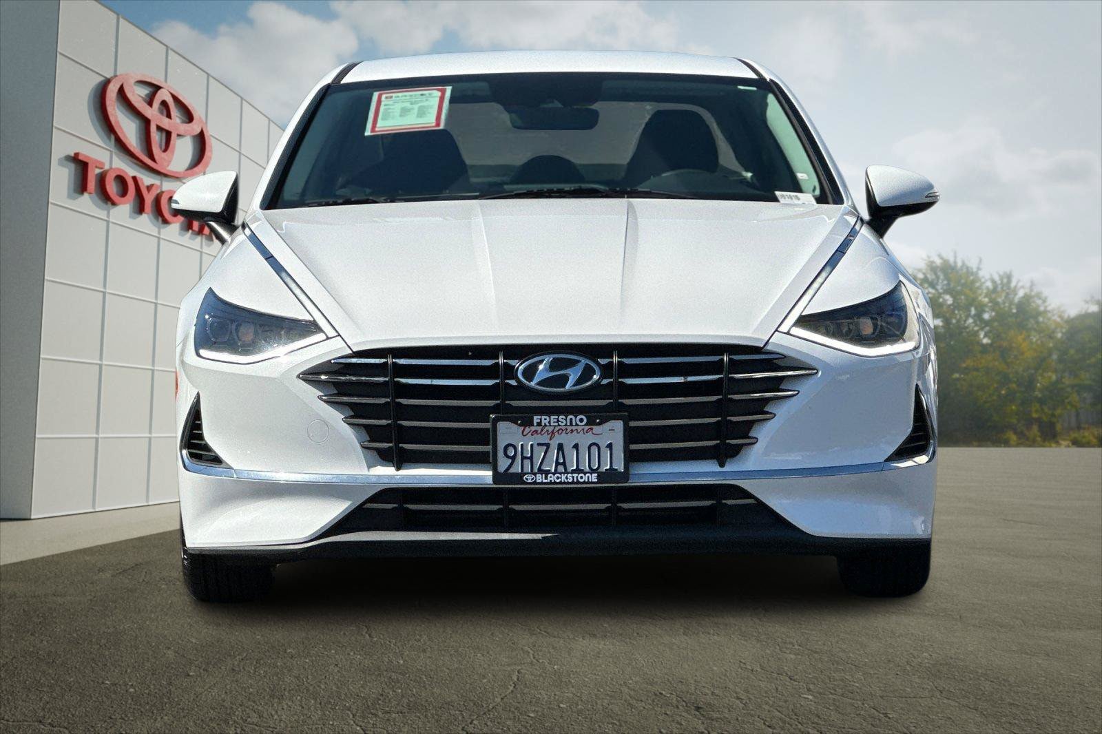 Used 2023 Hyundai Sonata SE FWD image 8