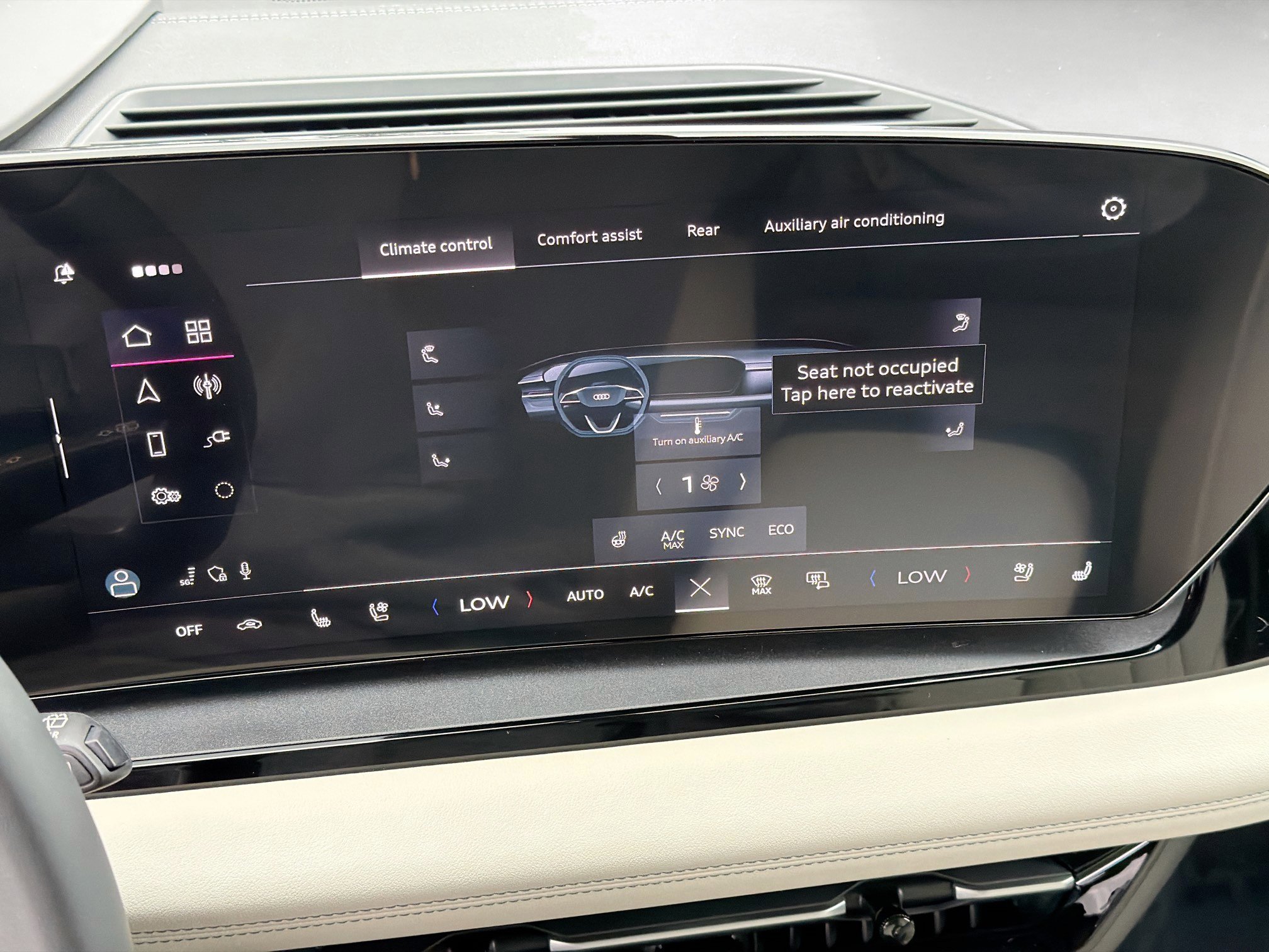 New 2025 Audi Q6 e-tron Premium Plus image 34