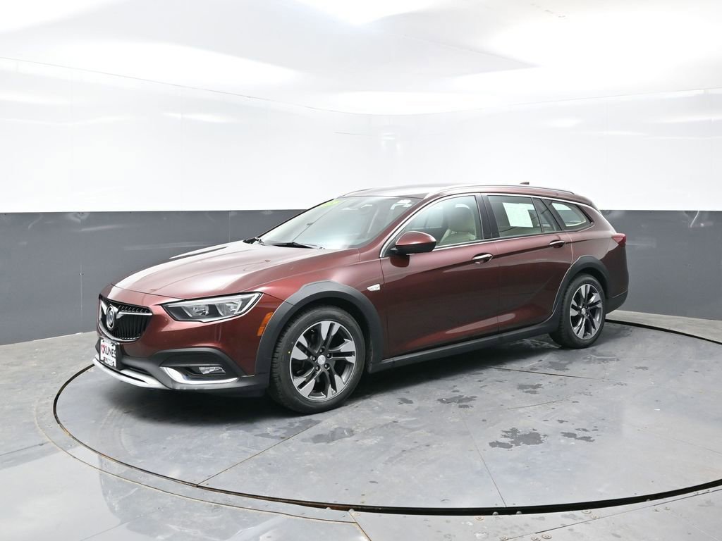 Used 2018 Buick Regal Preferred w/ Sights and Sounds Package AWD/4WD image 11