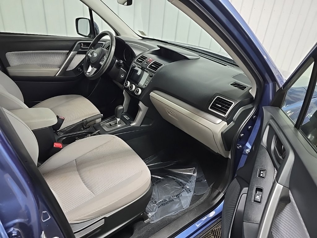 Used 2017 Subaru Forester 2.5i Premium w/ All-Weather Package AWD/4WD image 18