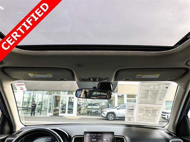 Certified 2023 Hyundai Venue SEL image 17