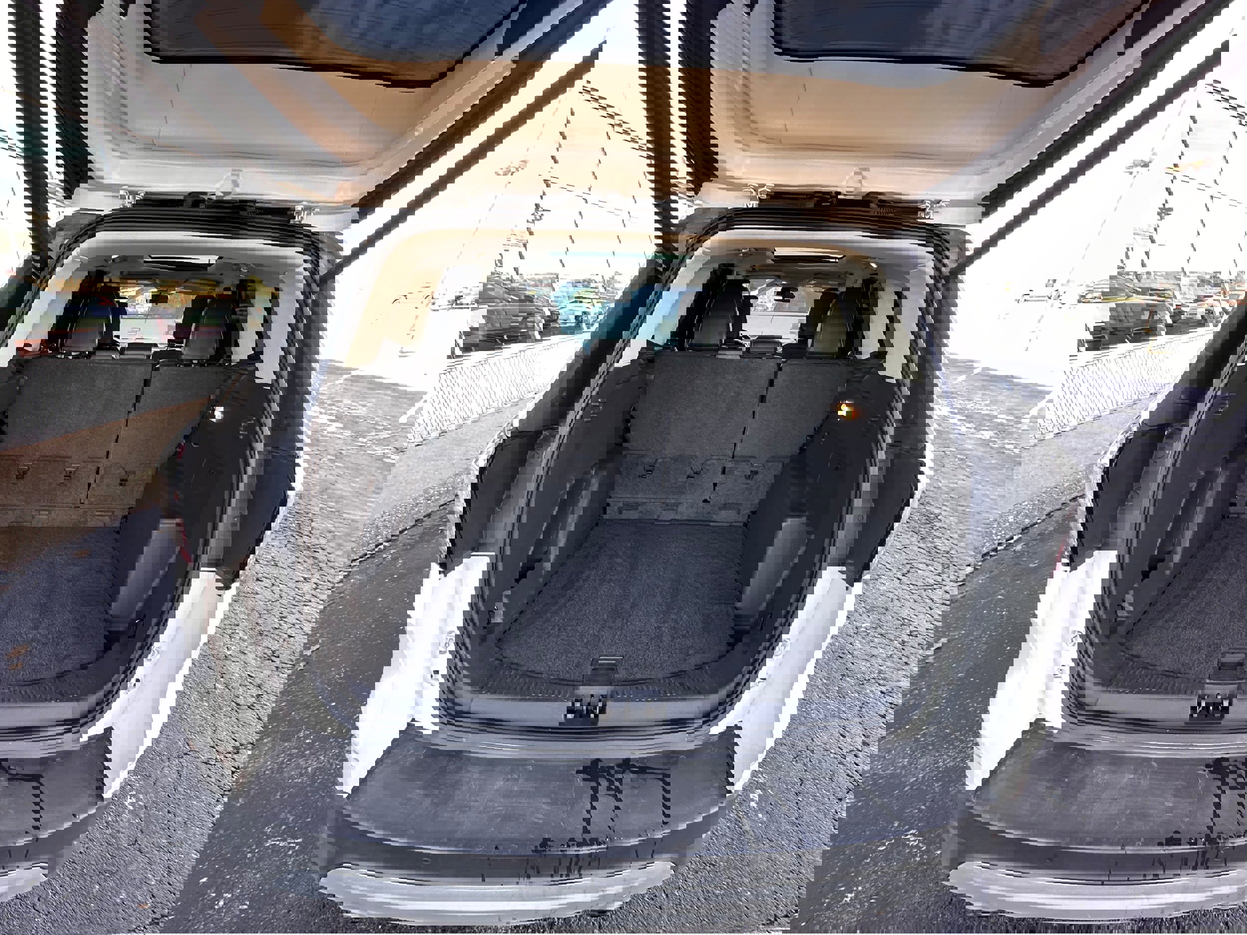 Used 2018 Ford Escape SEL image 7