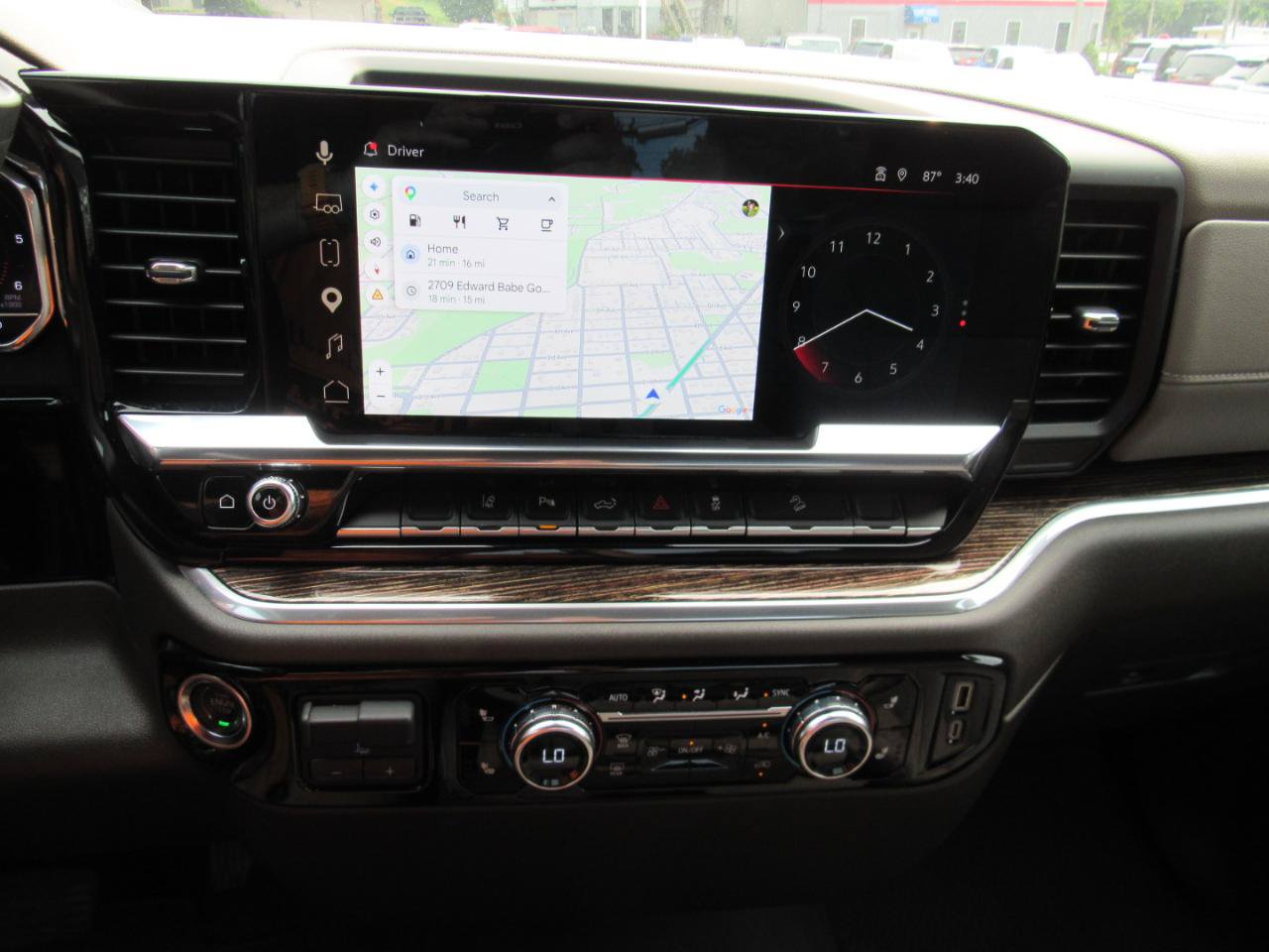 Used 2025 GMC Sierra 2500 SLE w/ SLE Convenience Package AWD/4WD image 31