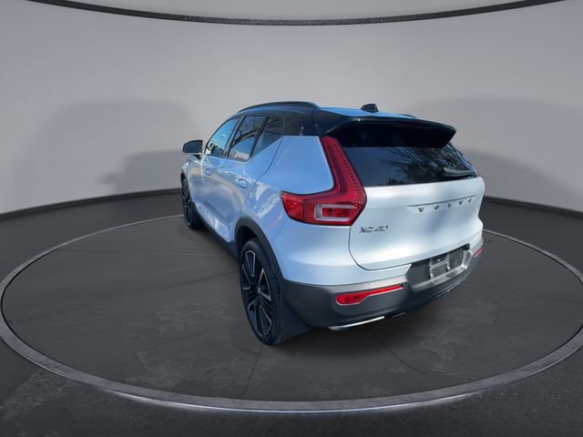 Used 2020 Volvo XC40 T5 R-Design image 10