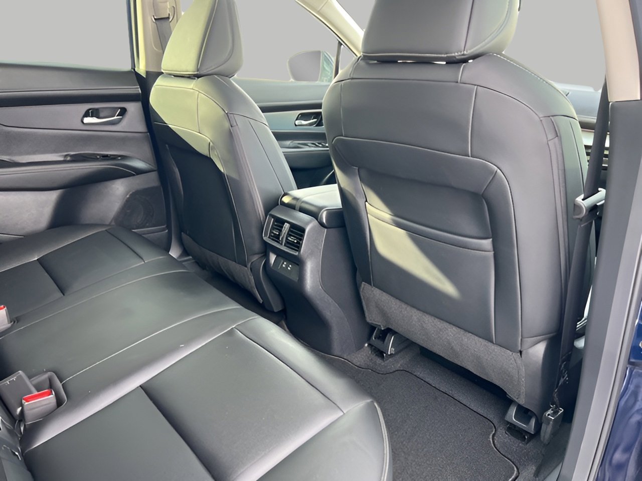 Used 2025 Nissan Murano SL image 32