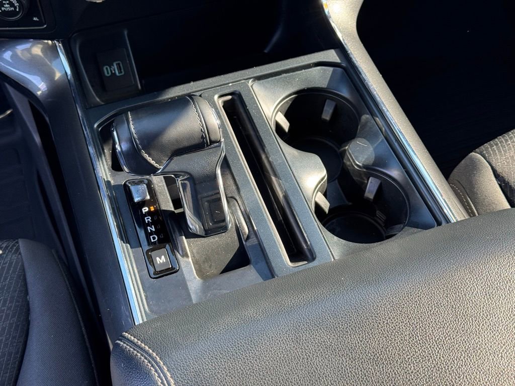 Used 2022 Ford F150 XLT w/ Equipment Group 302A High image 16