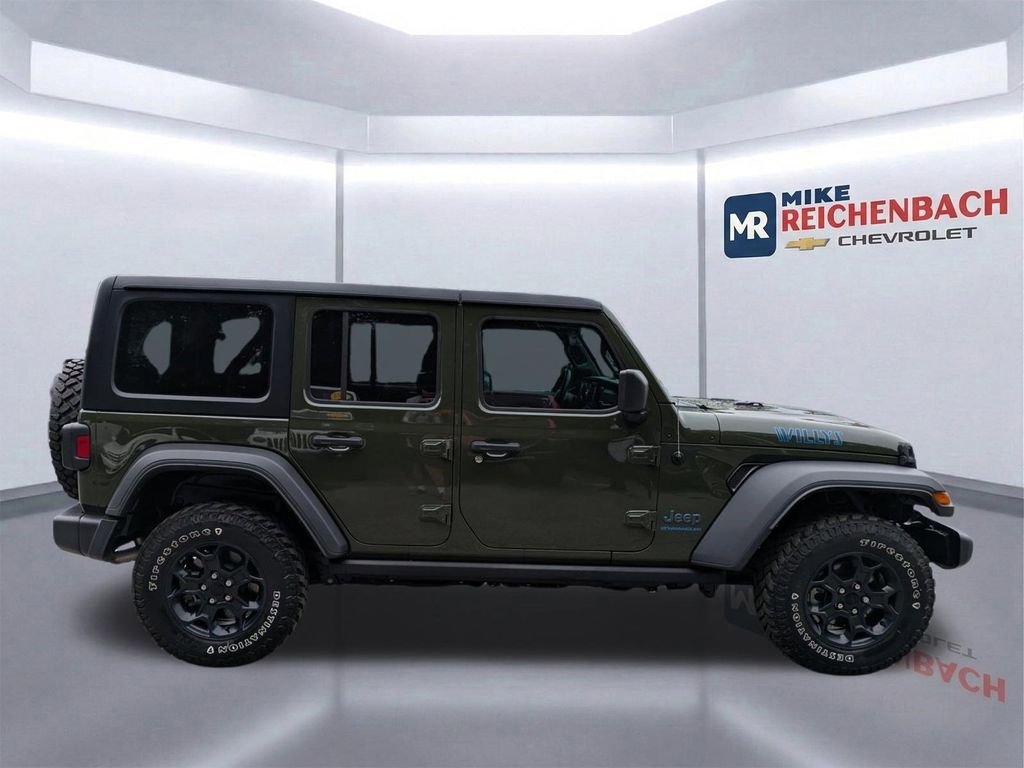 Used 2023 Jeep Wrangler Unlimited w/ Cold Weather Group AWD/4WD image 3