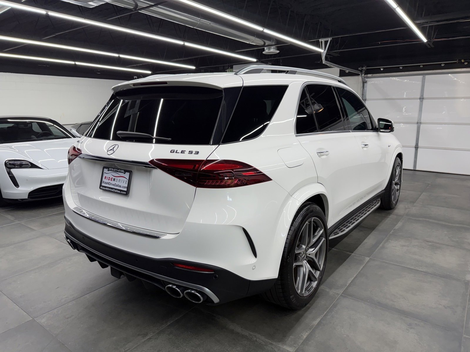 Used 2024 Mercedes-Benz GLE 53 AMG 4MATIC image 7