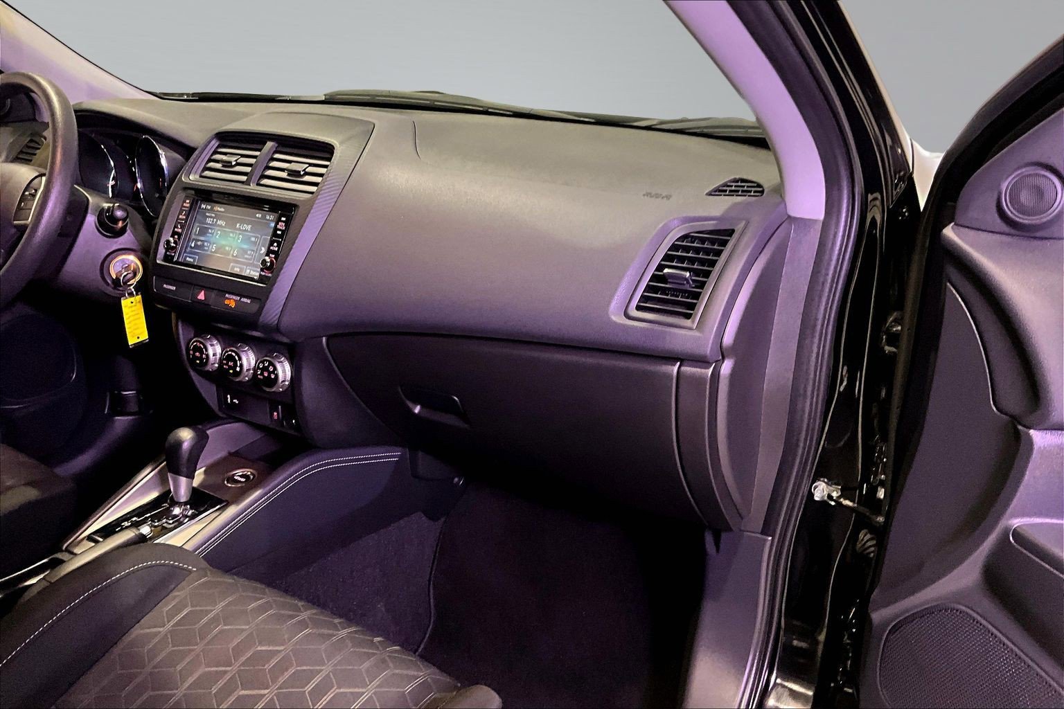 Used 2025 Mitsubishi Outlander Sport AWD image 24