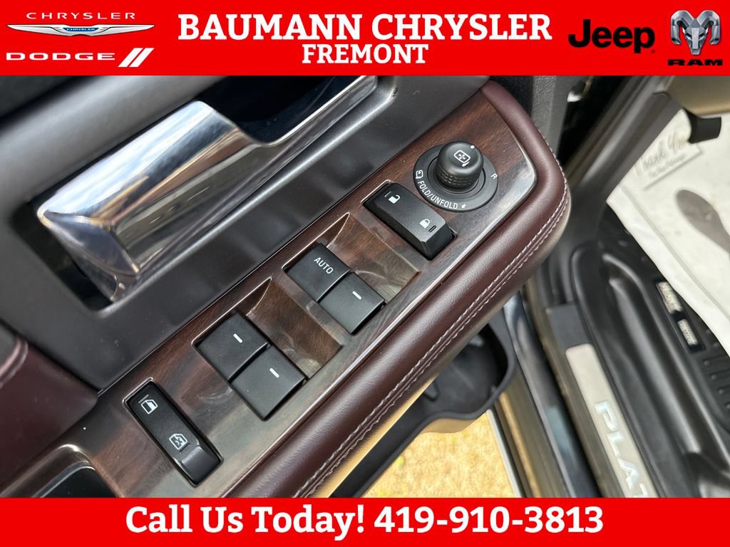 Used 2017 Ford Expedition EL Platinum AWD/4WD image 11