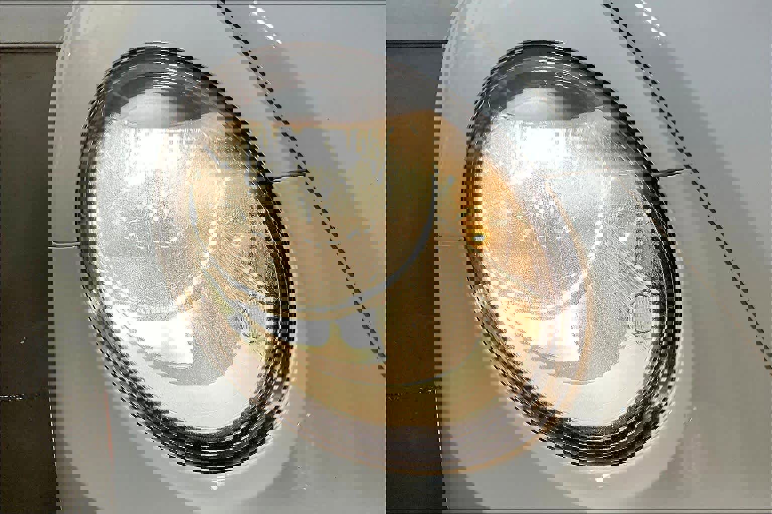 Used 2015 Volkswagen Beetle R-Line image 30