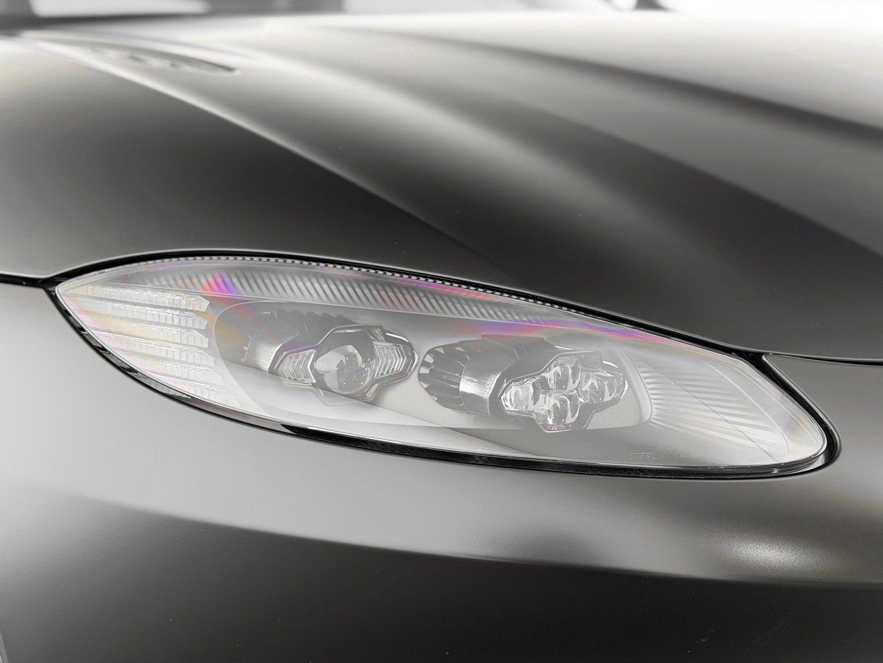 Used 2022 Aston Martin V8 Vantage Coupe image 47