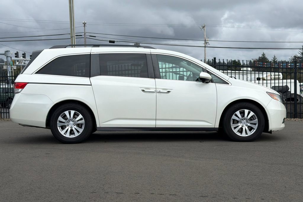 Used 2016 Honda Odyssey EX-L image 3
