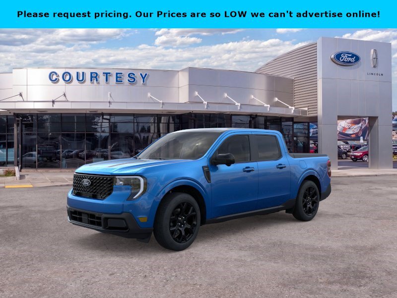 New 2025 Ford Maverick Lariat w/ Black Appearance Package