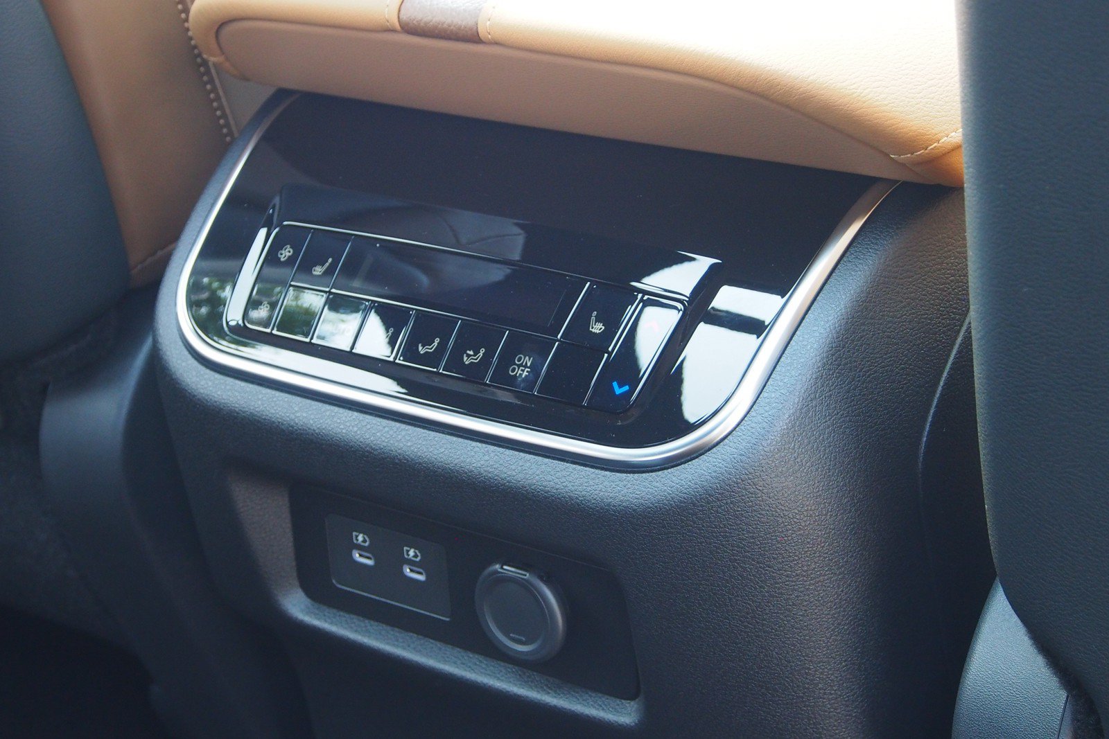 New 2026 Nissan Armada Platinum Reserve AWD/4WD image 16