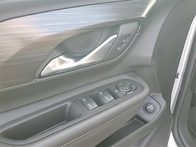 Used 2022 GMC Terrain SLE w/ Driver Convenience Package image 13