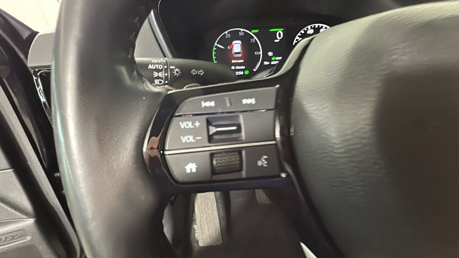 Used 2024 Honda CR-V Sport Touring image 17