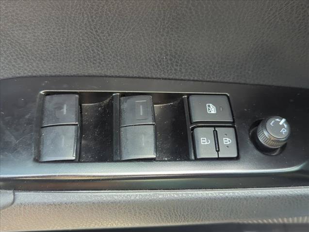 Certified 2025 Toyota Camry SE FWD image 10