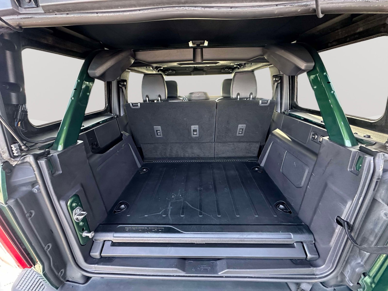 Used 2024 Ford Bronco Everglades image 34