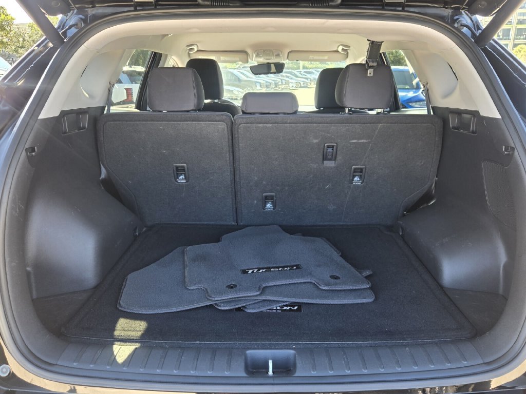 Used 2021 Hyundai Tucson Sport FWD image 13