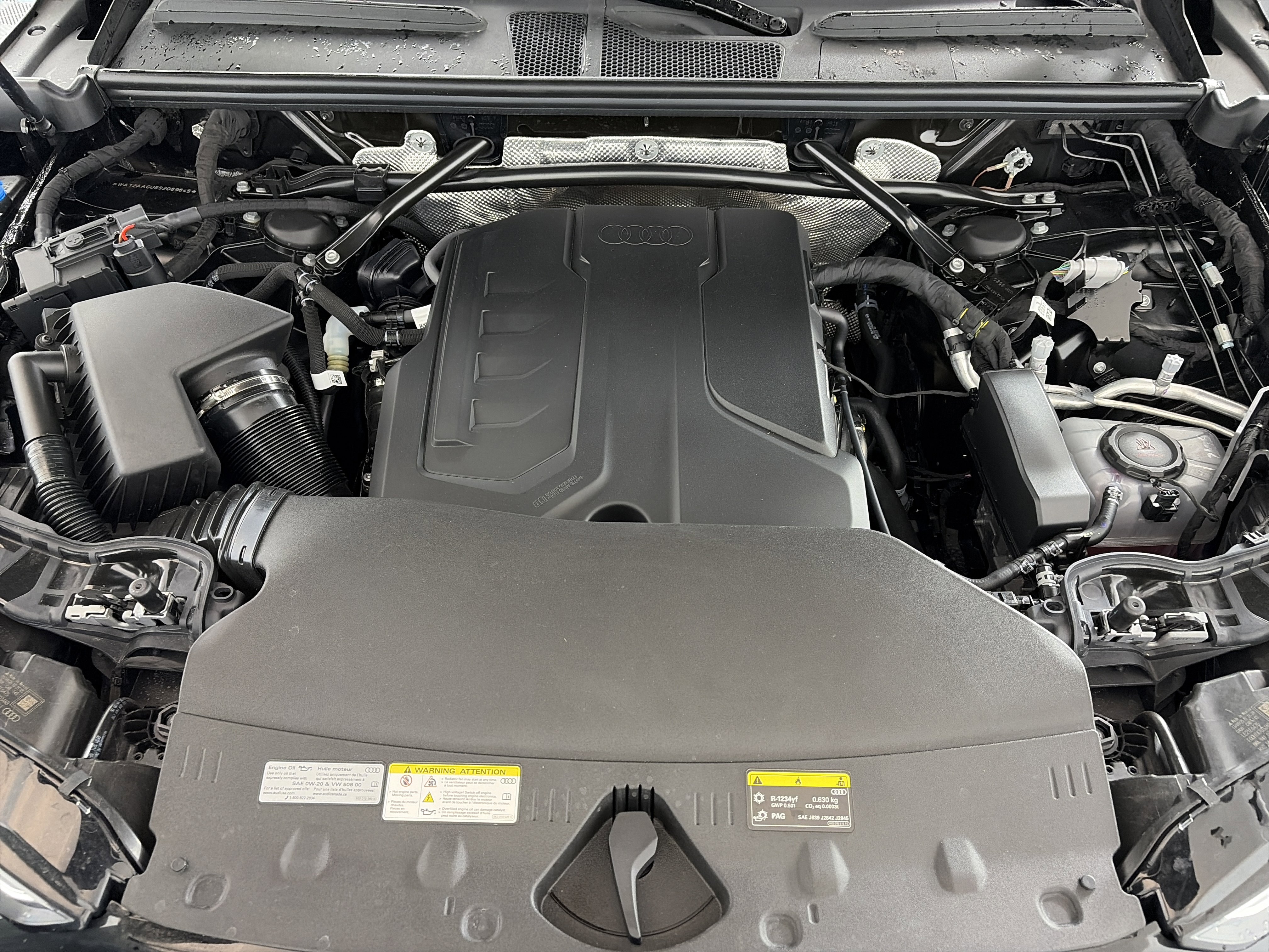 Used 2025 Audi Q5 Premium Plus w/ Premium Plus AWD/4WD image 11