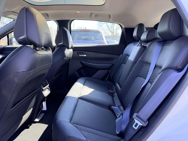 New 2026 Nissan Leaf Platinum+ w/ Cargo Package (Platinum+) image 13