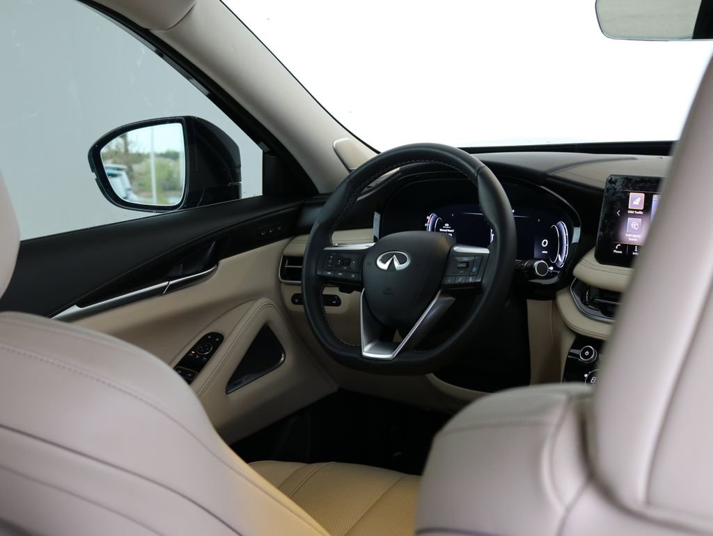 Certified 2025 INFINITI QX60 Sensory AWD/4WD image 39