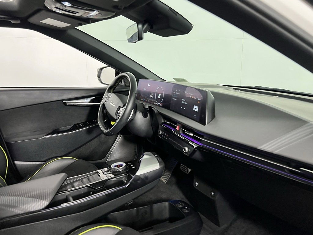 Used 2024 Kia EV6 GT image 33