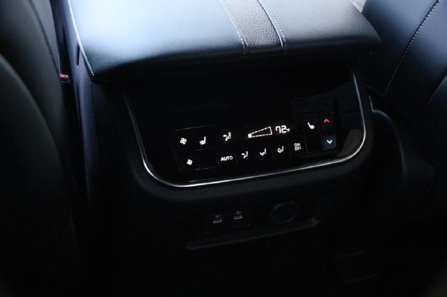 Certified 2025 Nissan Armada Platinum AWD/4WD image 31