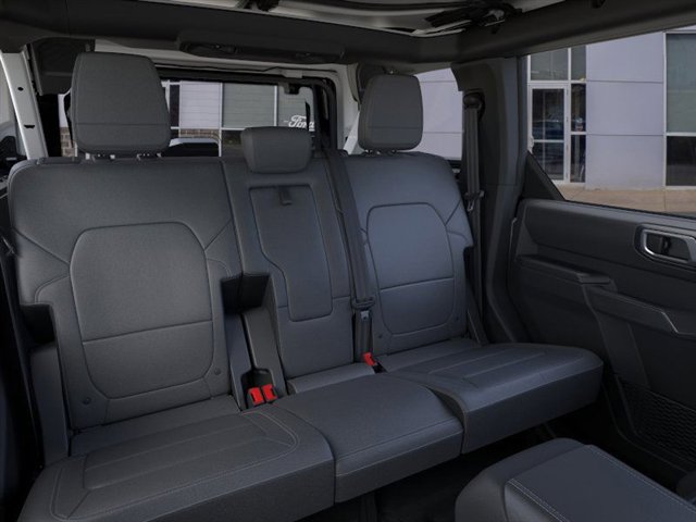 New 2025 Ford Bronco Badlands image 11