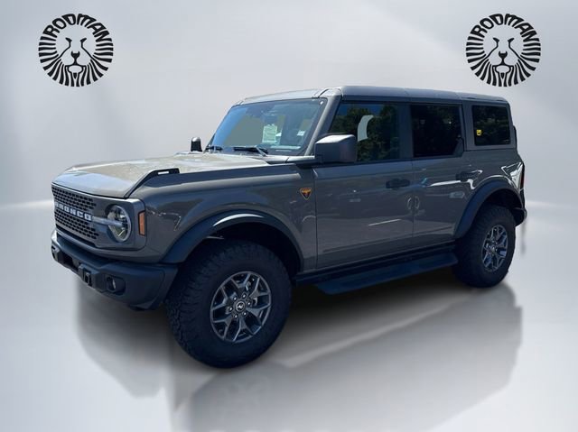 New 2025 Ford Bronco Outer Banks w/ Sasquatch Package AWD/4WD image 1