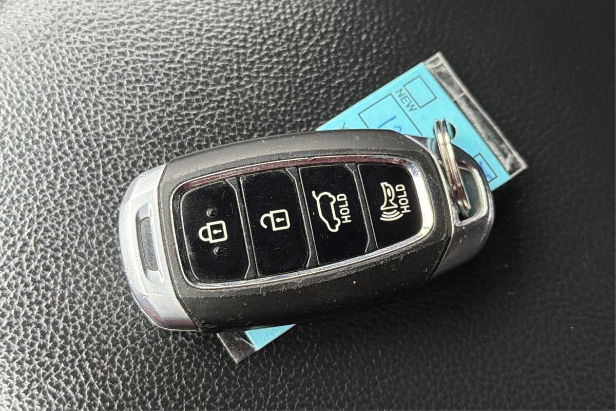 Used 2020 Hyundai Veloster Turbo R-Spec image 33