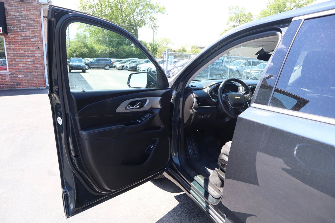 Used 2019 Chevrolet Traverse LT FWD image 20