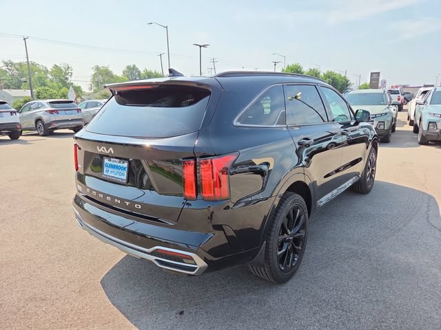 Used 2022 Kia Sorento EX AWD/4WD image 6